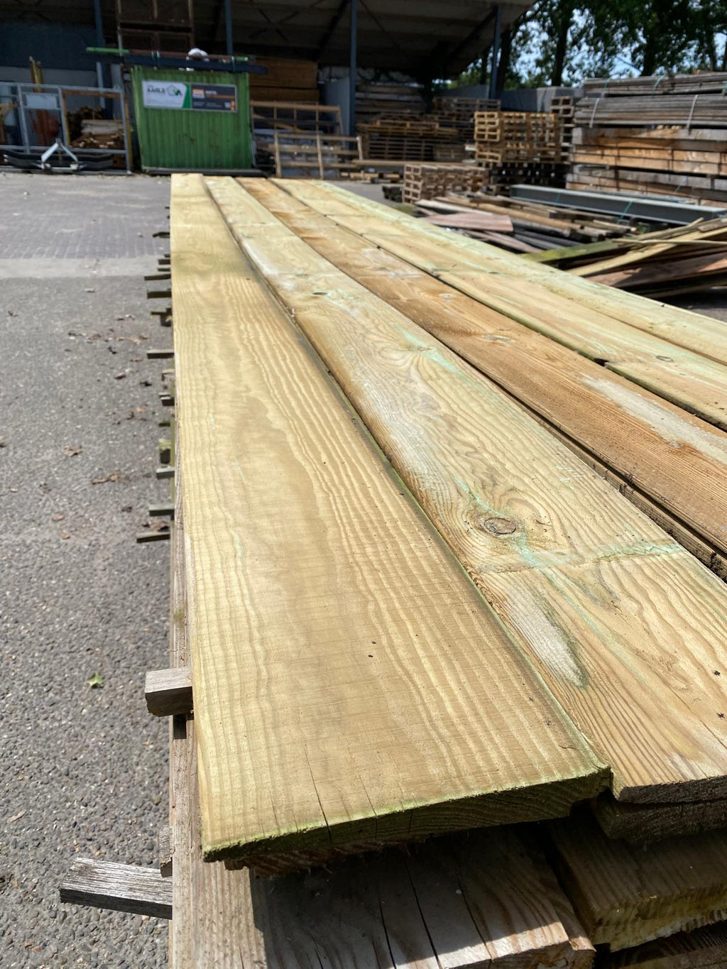 Grenen Zweeds Rabat. 8/24x 175x5000mm. 140 stuks