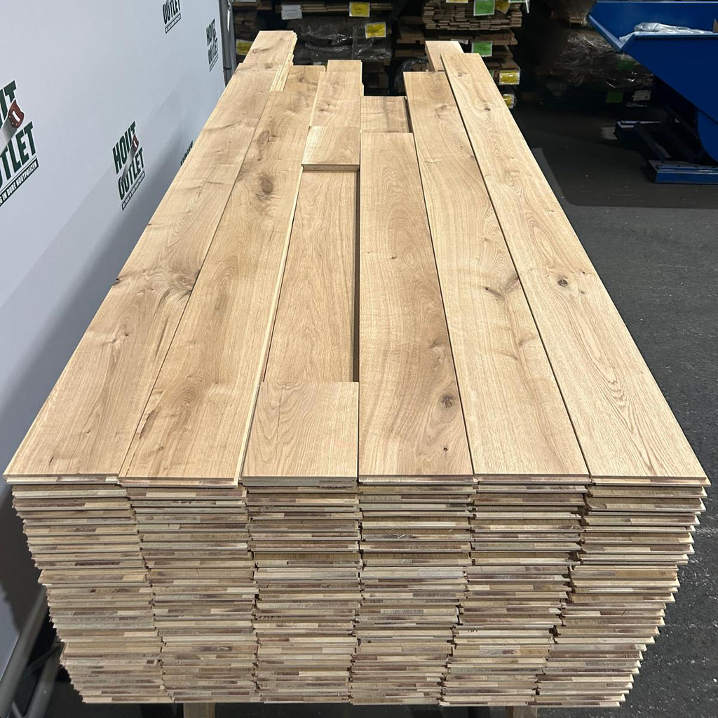 Eiken parketvloer. Onbehandeld. ABC. 20x165. 65,6 m2.
