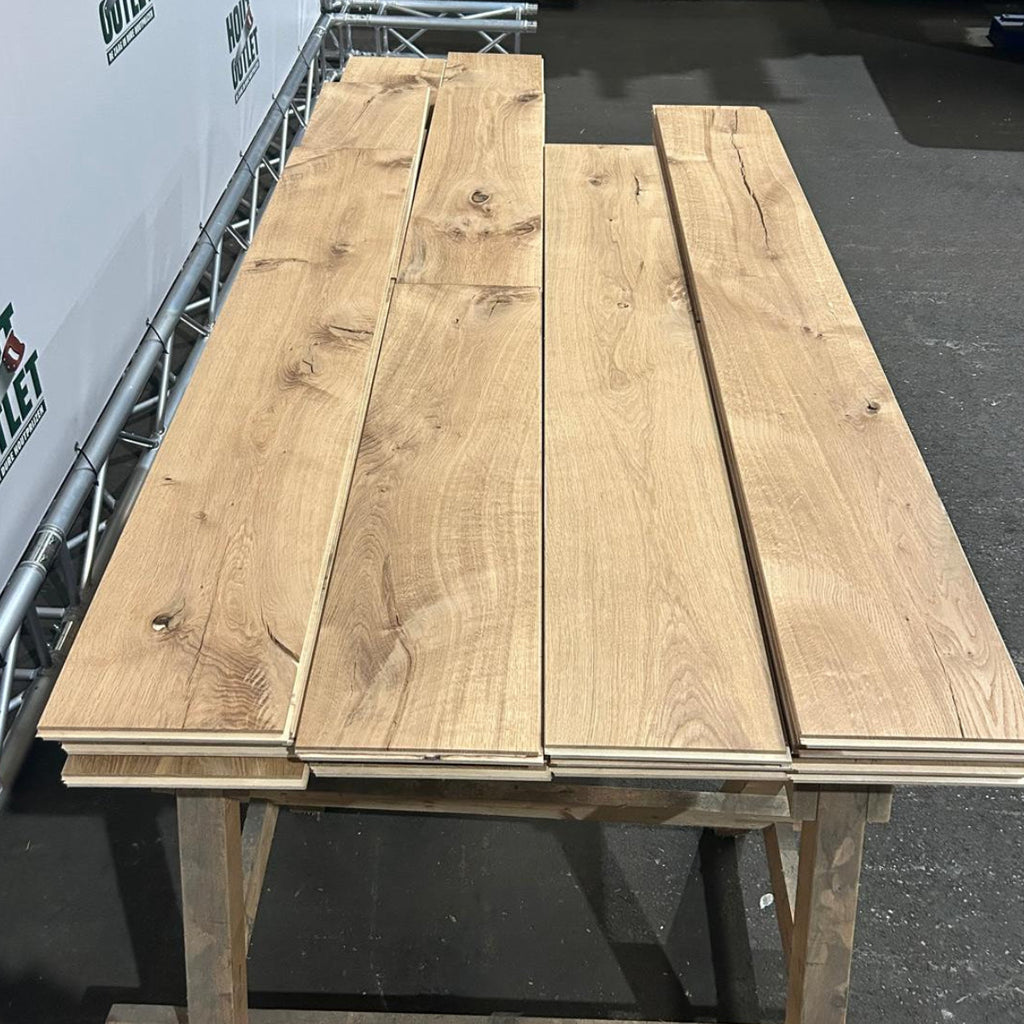 Eiken parketvloer. Onbehandeld. AB. 20x240. 5,55 m2.