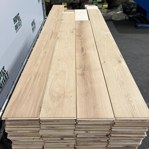 Eiken parketvloer gerookt. AB. 15x210mm. 53,68 m2.
