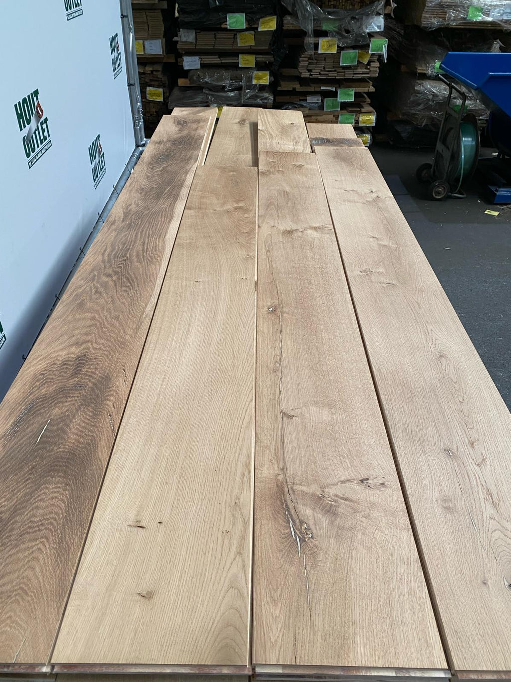 Eiken parketvloer. Dubbel Gerookt. AB. 18x245. 44,01m2.