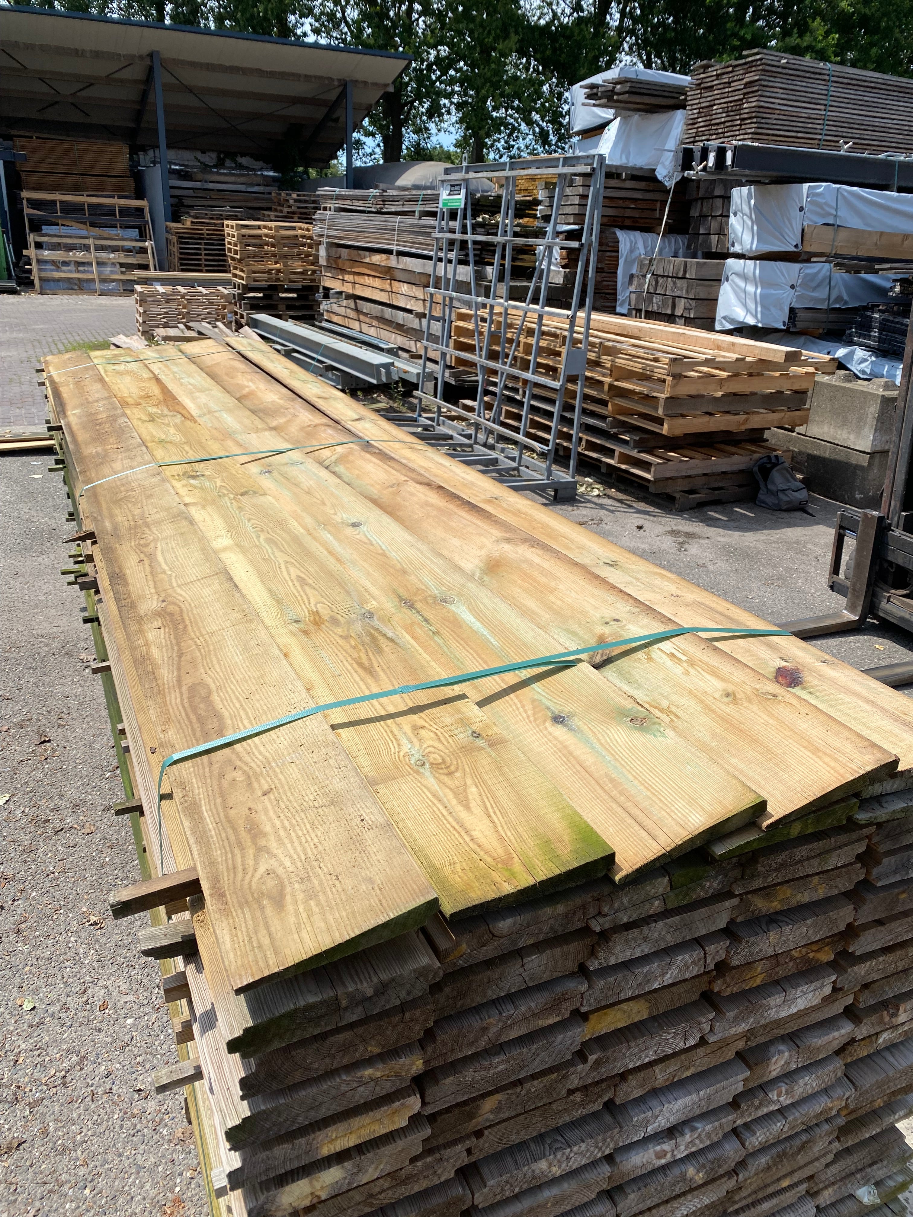 Grenen Zweeds Rabat. 8/24x 175x4000mm. 188 stuks
