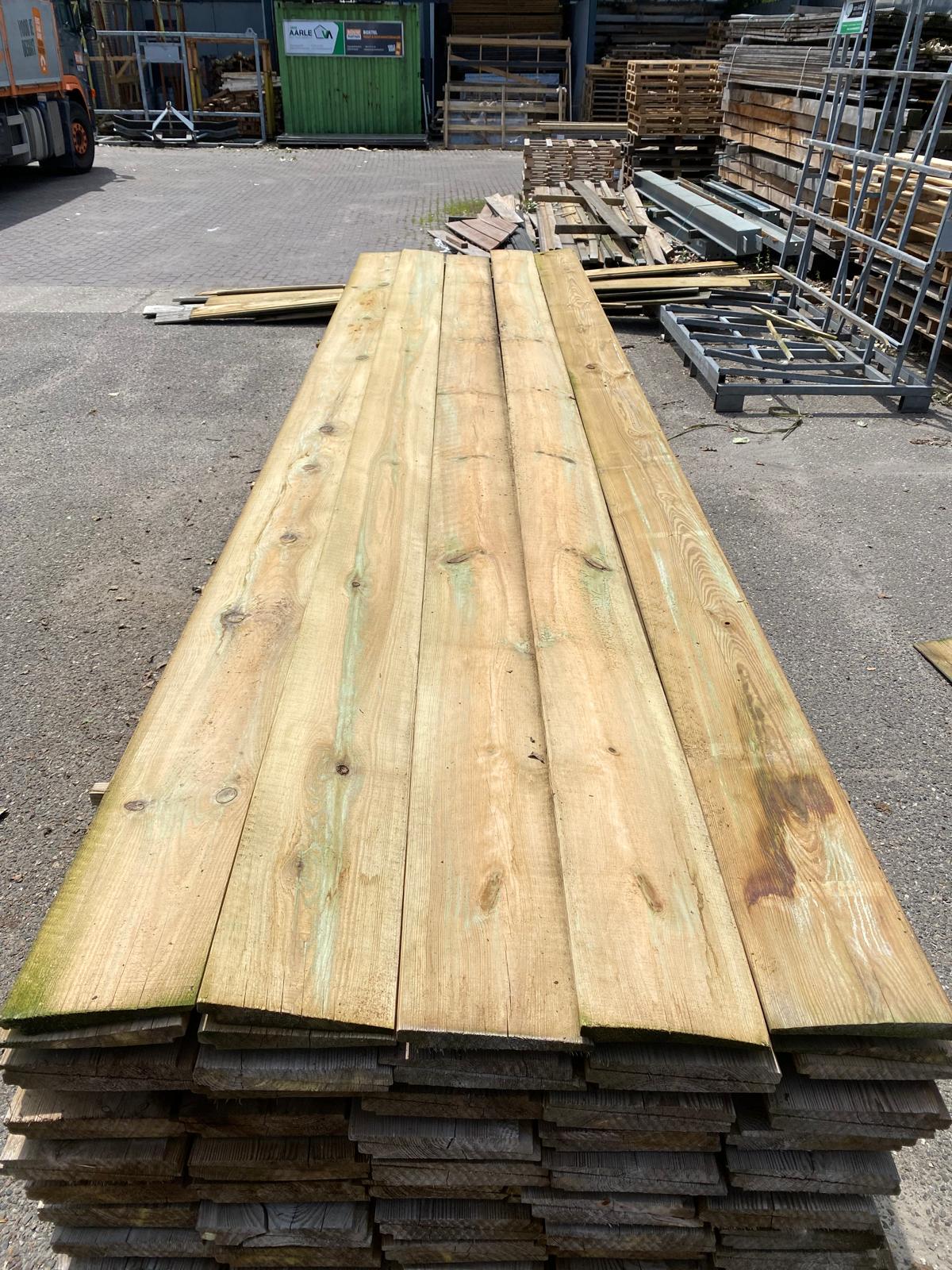 Grenen Zweeds Rabat. 8/24x 175x4000mm. 157 stuks