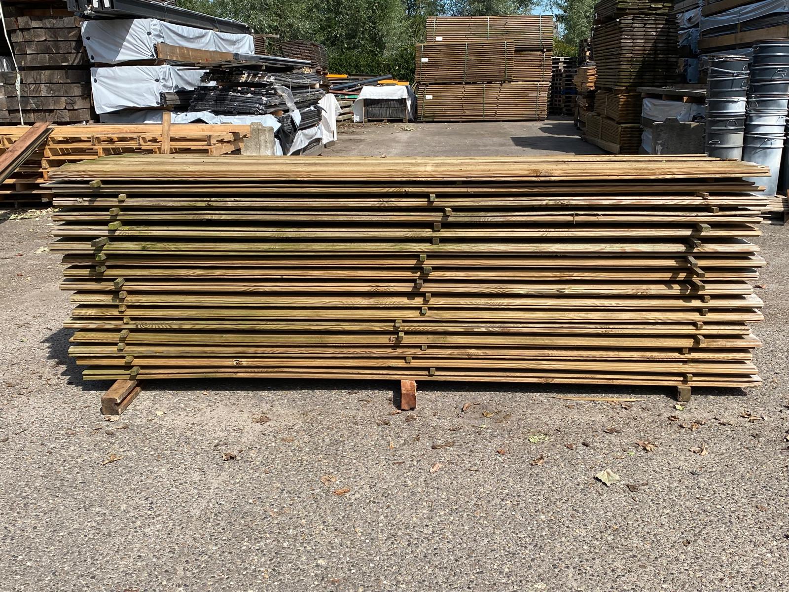 Grenen Zweeds Rabat. 8/24x 175x3000mm. 160 stuks