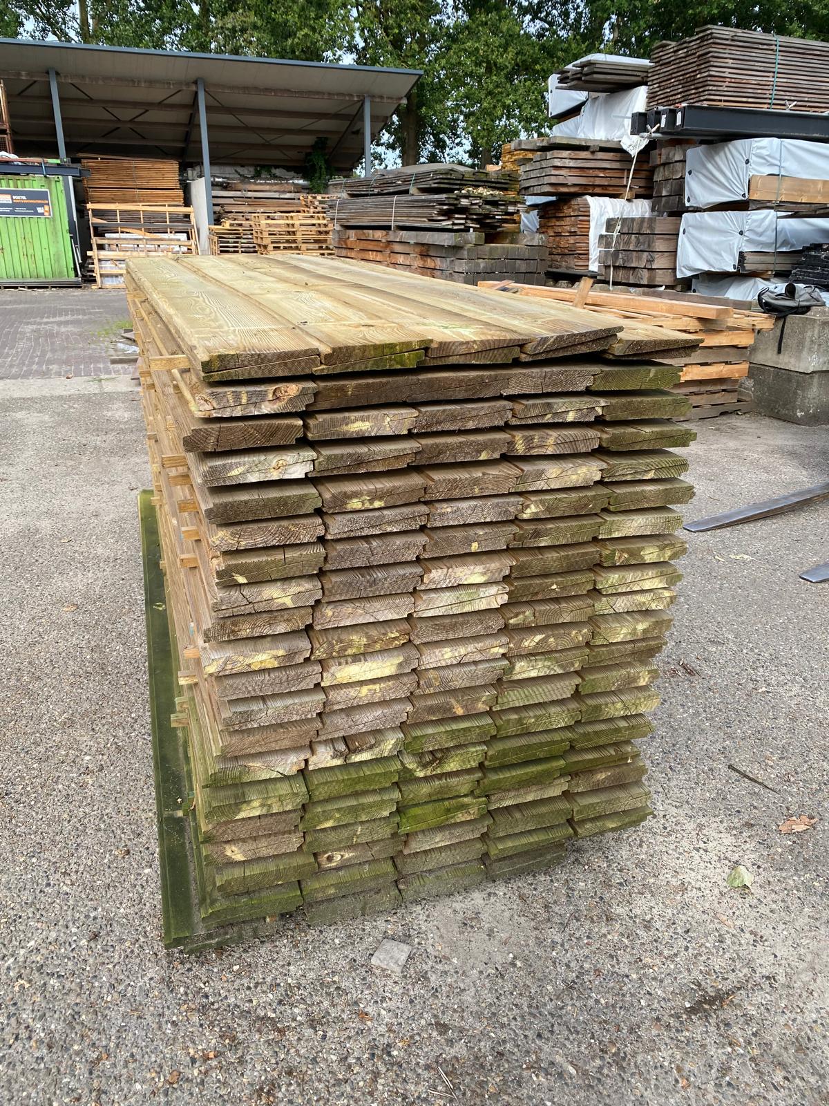 Grenen Zweeds Rabat. 8/24x 175x3000mm. 200 stuks